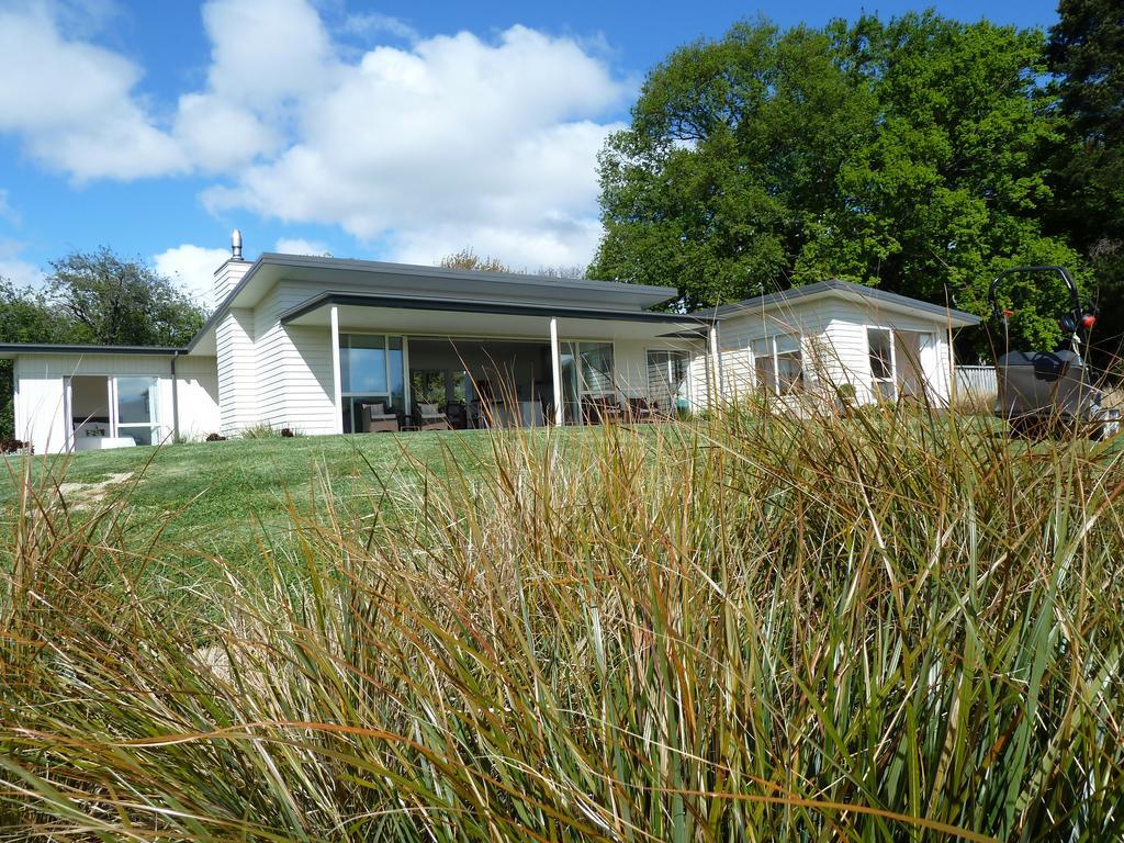 L'Abri Bed And Breakfast Akaroa Exterior photo